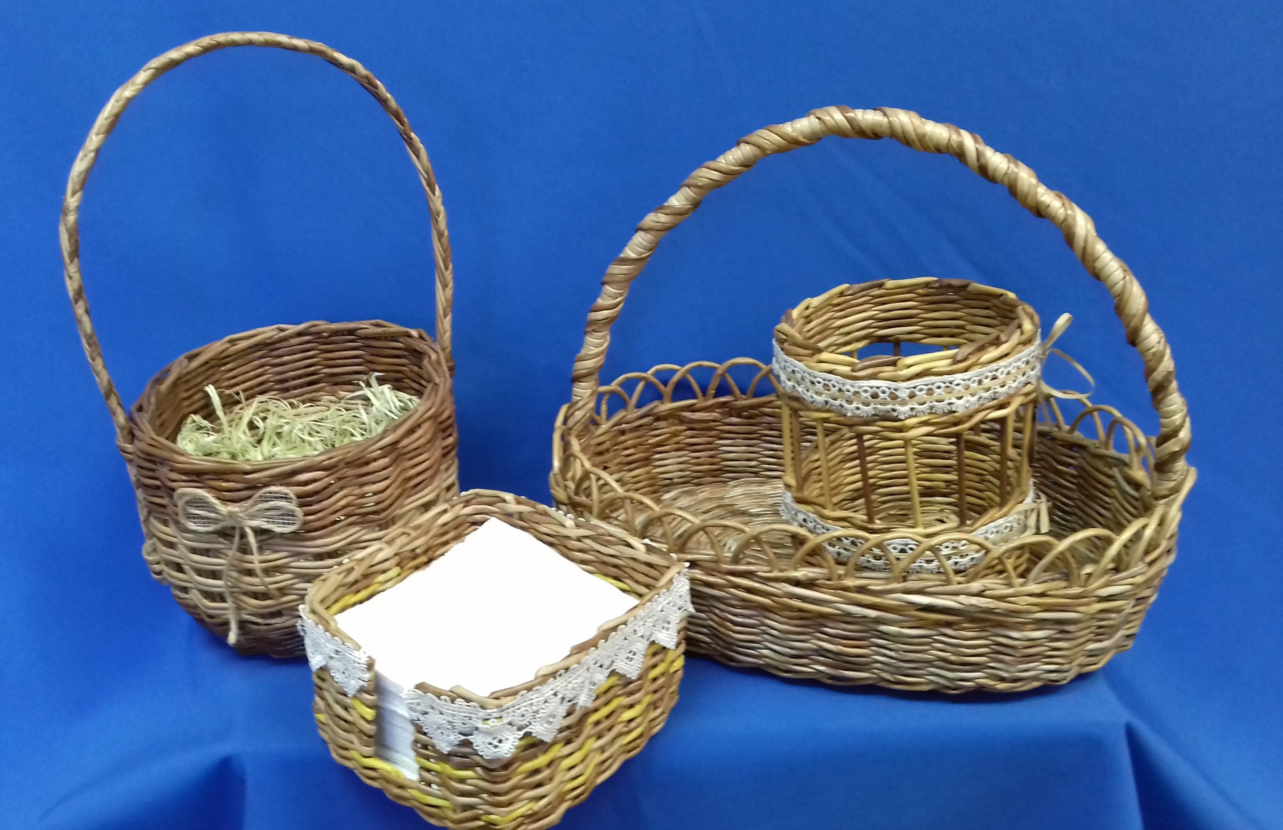 Мастер-класс по плетению корзин из газетных трубочек: фото плетения корзинок с ручками